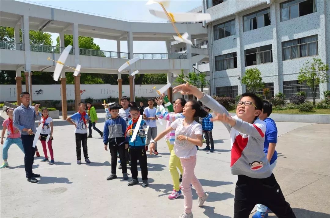 浦江县小学新项目，探索现代教育新篇章